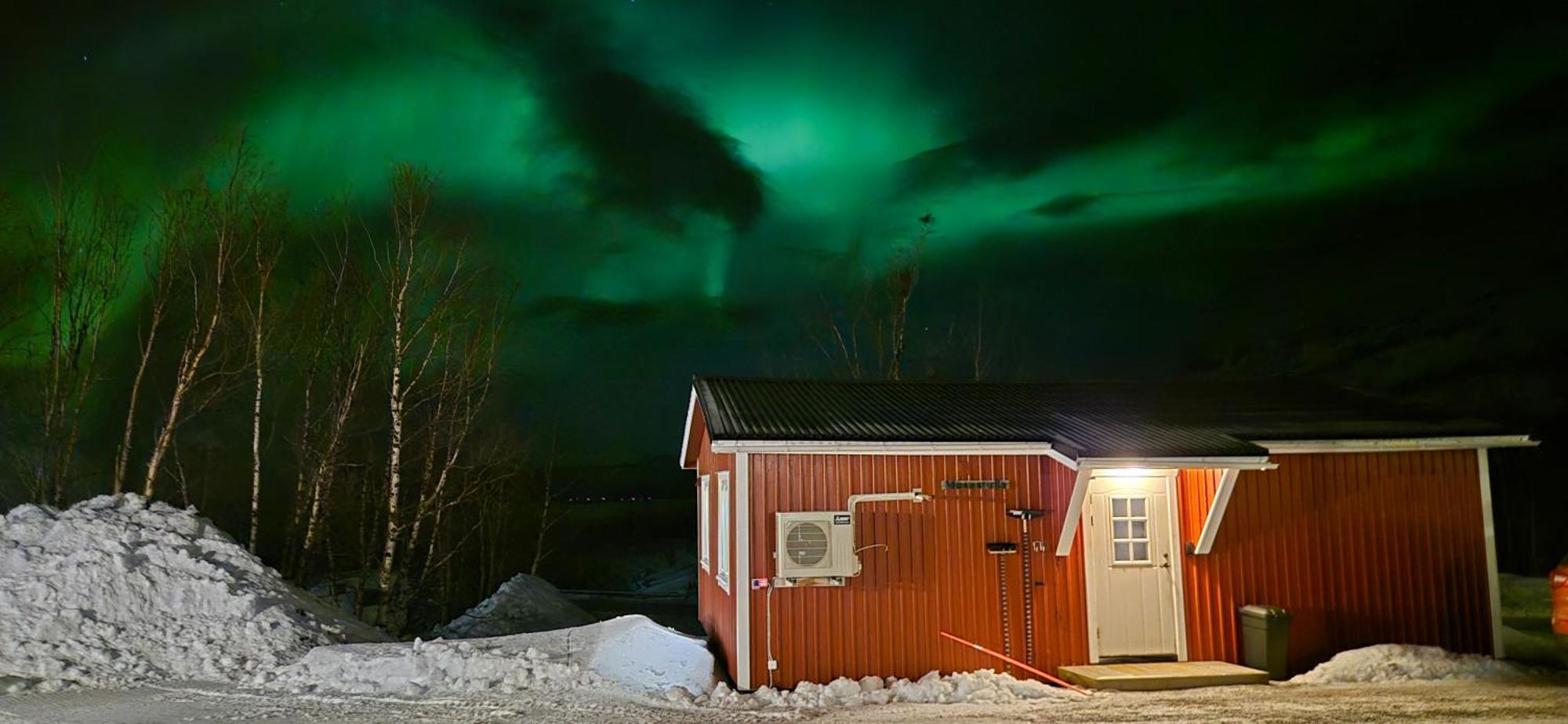 Micke O Ritas Stuga Björkliden Buitenkant foto